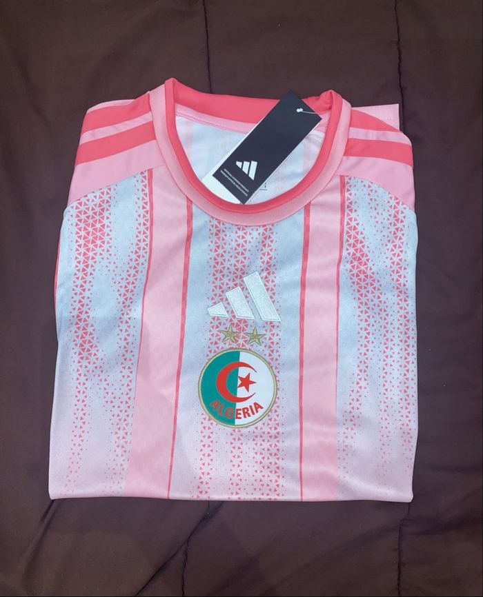 Maillot Algérie 2026 taille M neuf - photo numéro 3