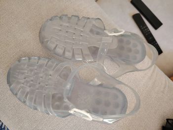Meduse transparente taille 30