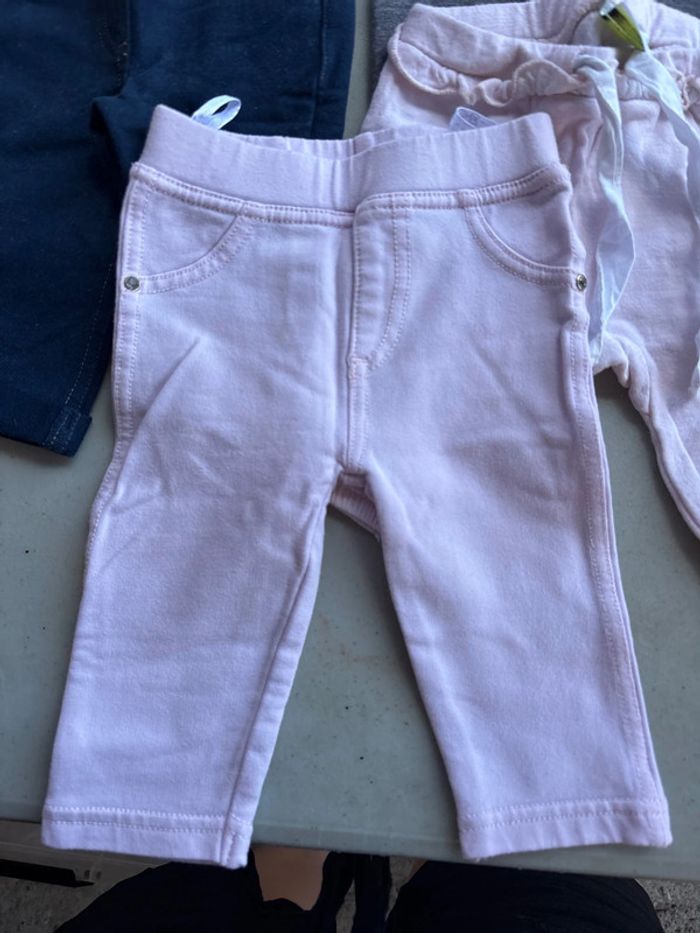 lot de pantalons - photo numéro 2