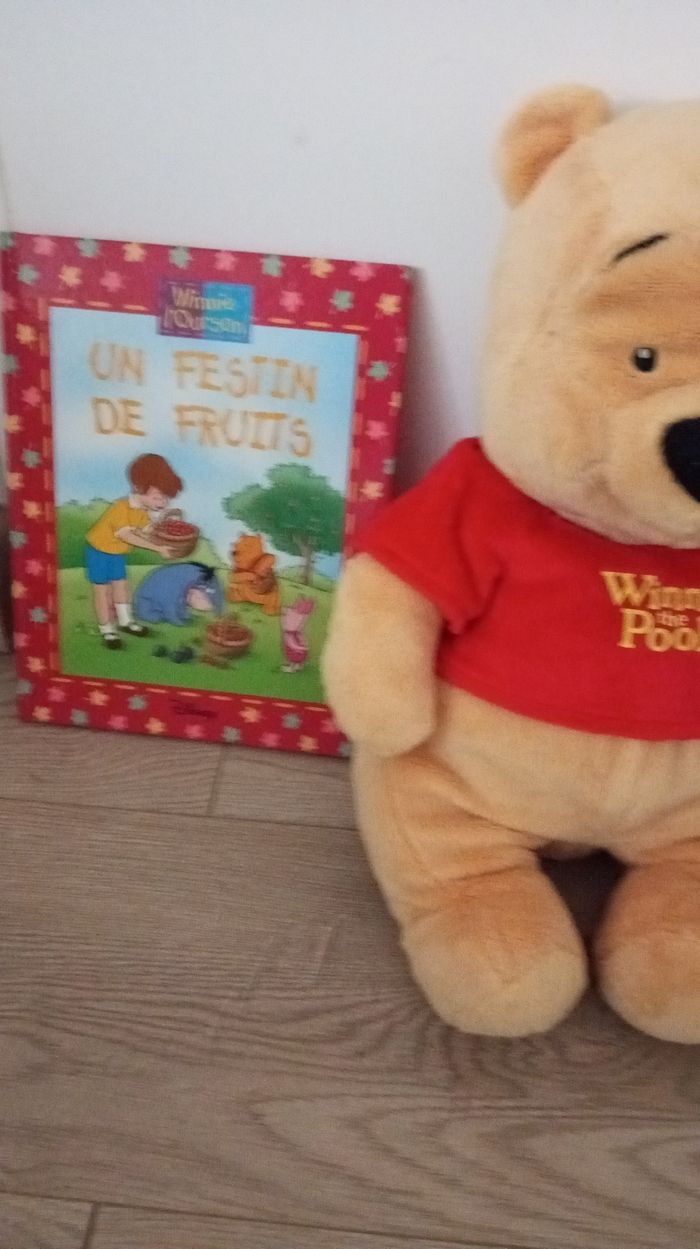Peluche Winnie l'ourson et 2 livres - photo numéro 4