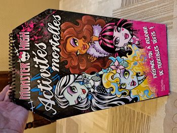 Monster High - Livre activités Grand modèle