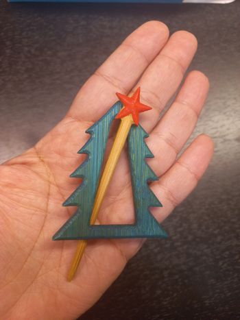 Jolie broche de Noël