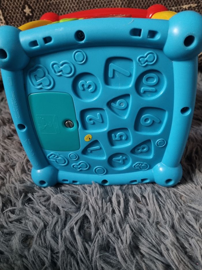Baby cube d'éveil Vtech 14 fonctions interactives 6mois à 3ans - photo numéro 3