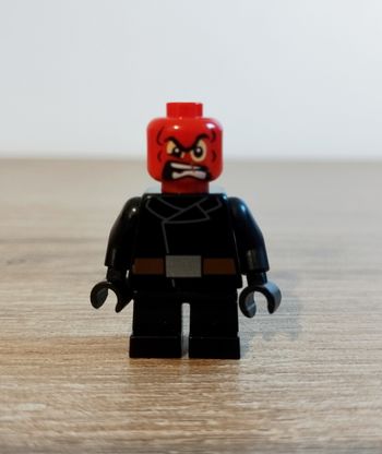 LEGO Marvel Crâne Rouge (Mighty Micro)
