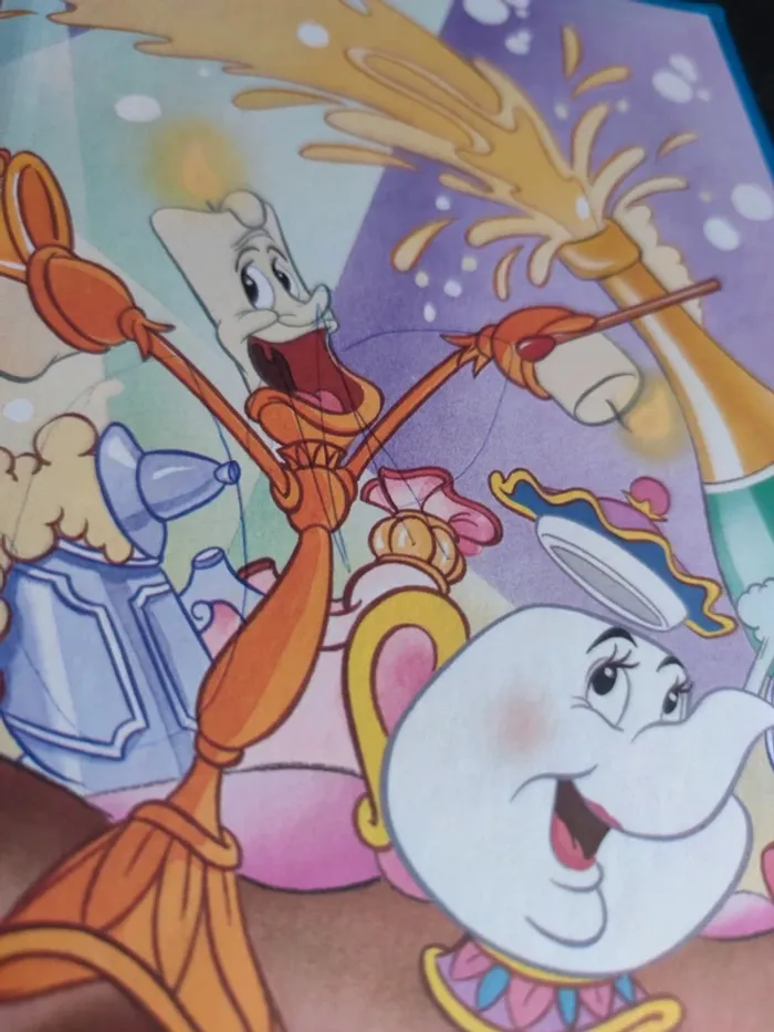 Disney présente mickey club du livre la belle et la bête - photo numéro 4