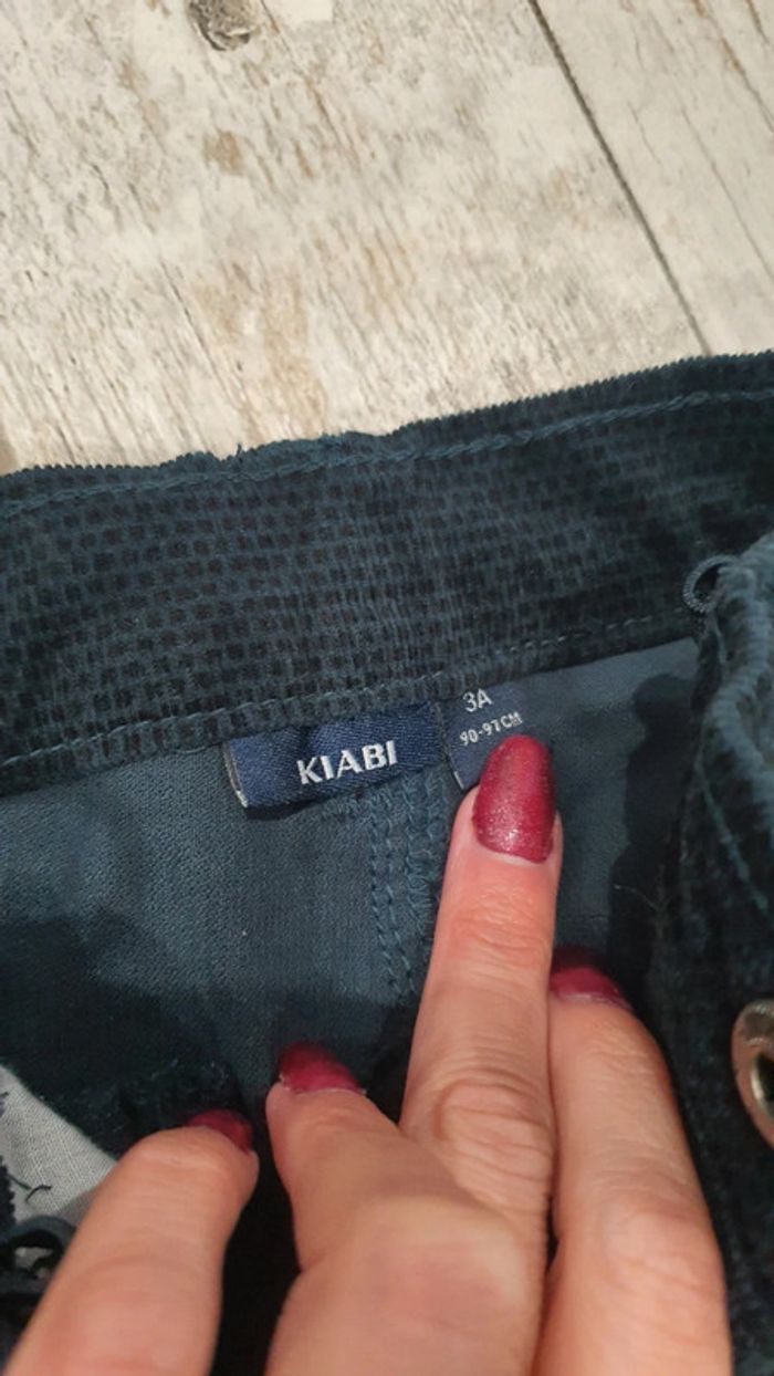 Pantalon 3 ans en très bon état - photo numéro 3