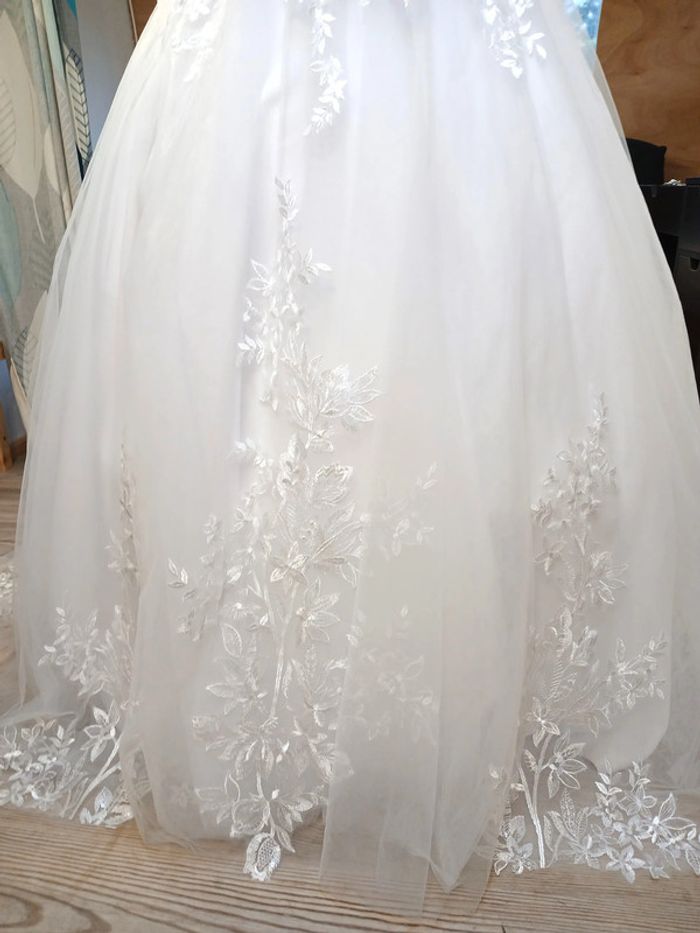 robe de mariée taille 34/36 - photo numéro 6