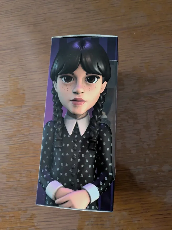 Figurine Mercredi Addams - photo numéro 4