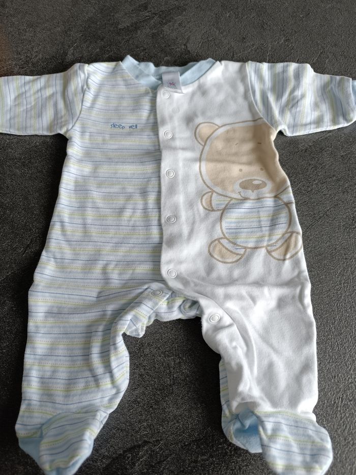 Lot pyjamas - photo numéro 4