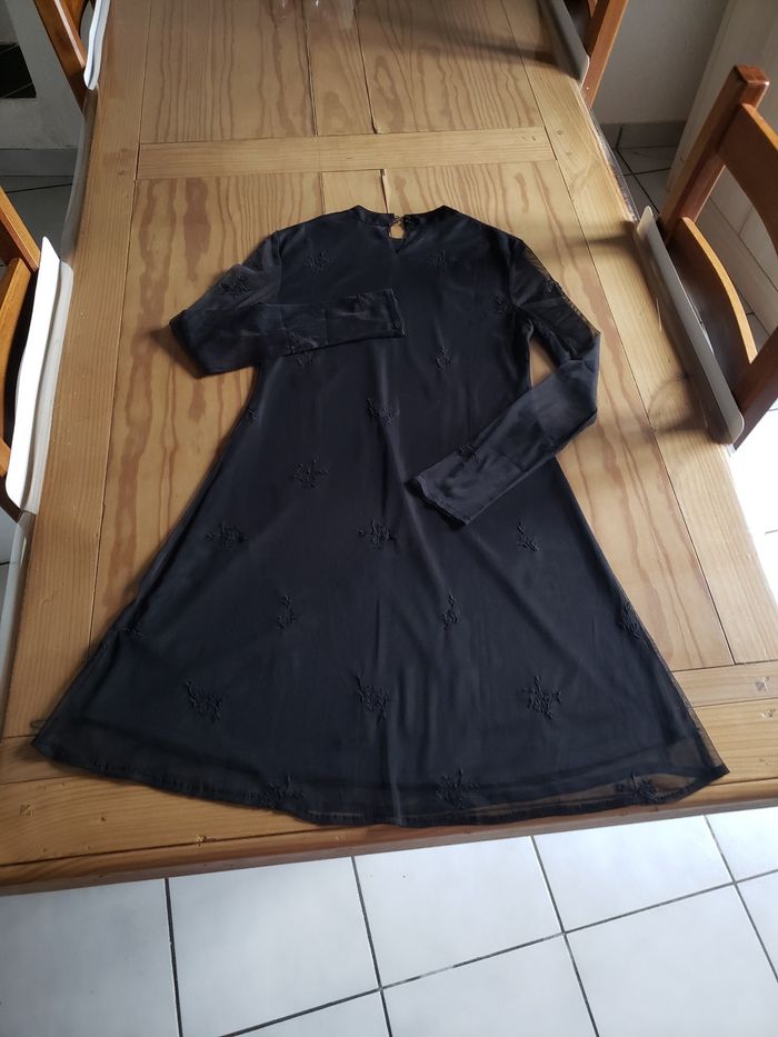 Robe noire manches longues transparentes - photo numéro 7