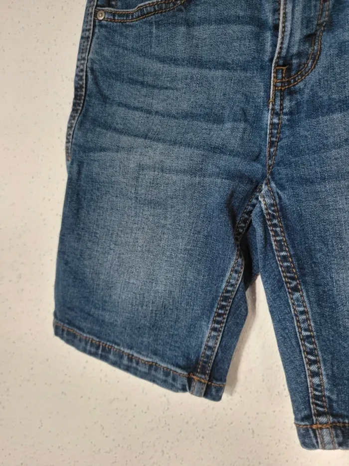 Short en jean garçon 👦 10 ans kiabi - photo numéro 4