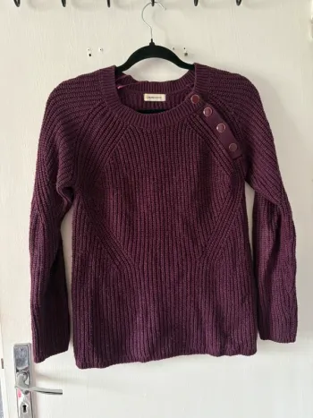 Pull hiver cache cache violet