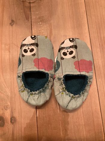 Chaussons 13 cm de longueur taille 18-20