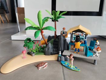 Ile avec vacanciers Playmobil 6979