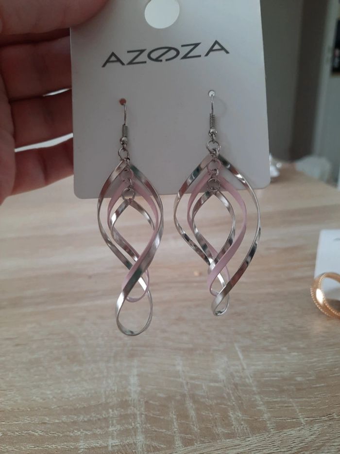 Paire se boucle d oreille