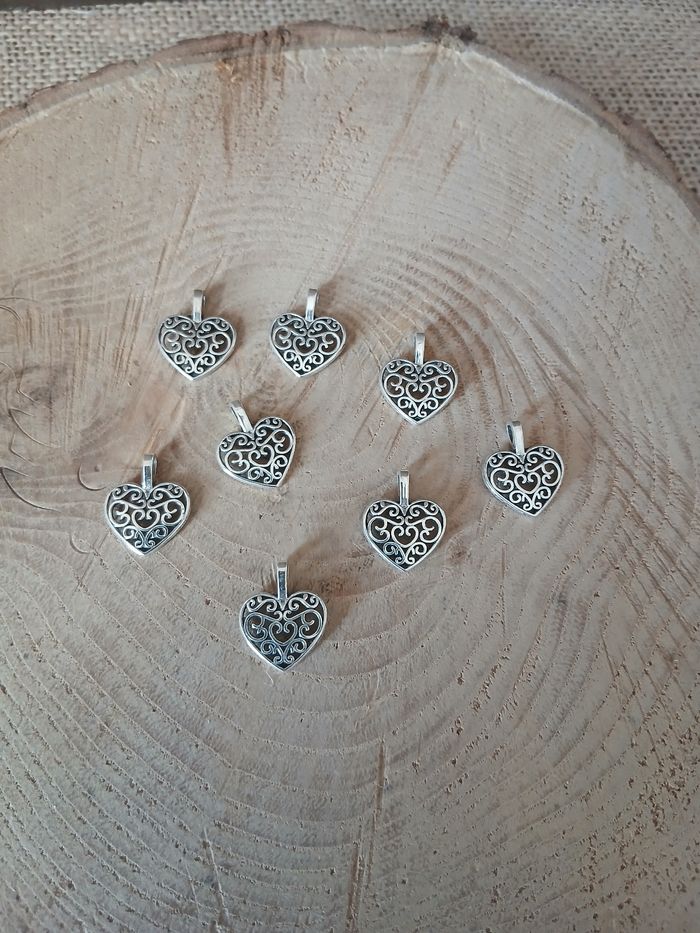 Lot de 16 pendentif coeurs