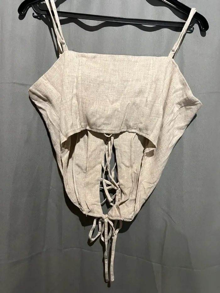 Haut tendance avec noeud ASOS - photo numéro 4