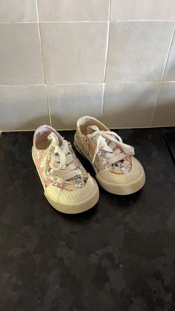 Basket Zara taille 23 dalmatiens