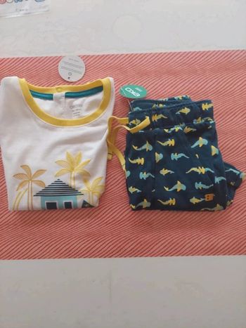 Ensemble neuf okaidi 18mois
