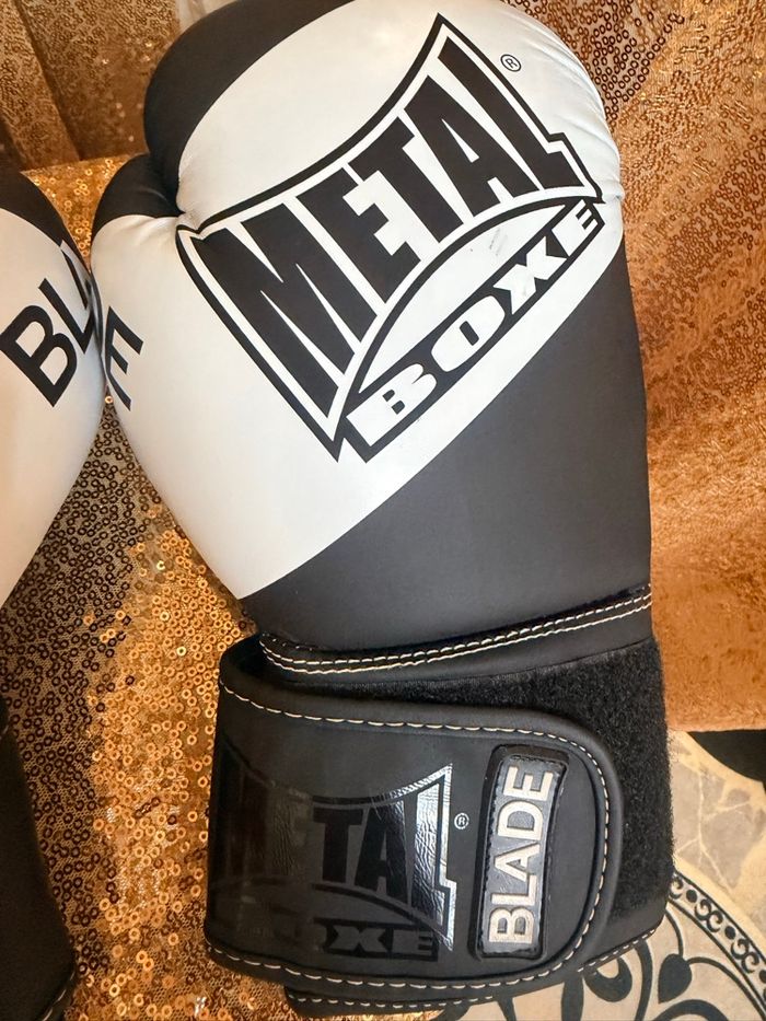 Gants de boxe métal boxe comme neuf 8oz - photo numéro 5