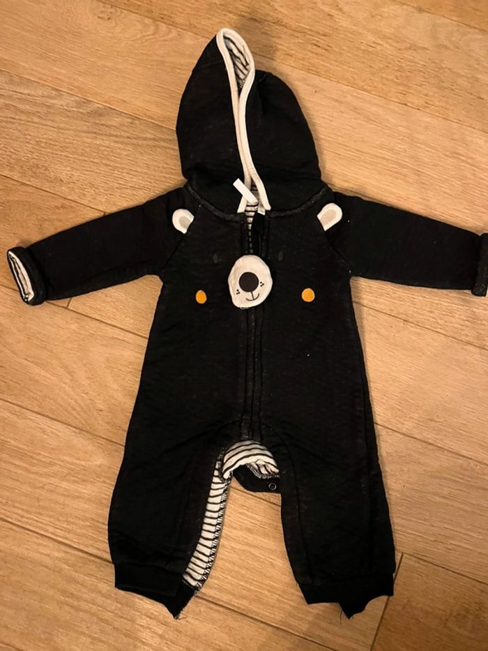 Combinaison longue noir orchestra 3 mois très bon état