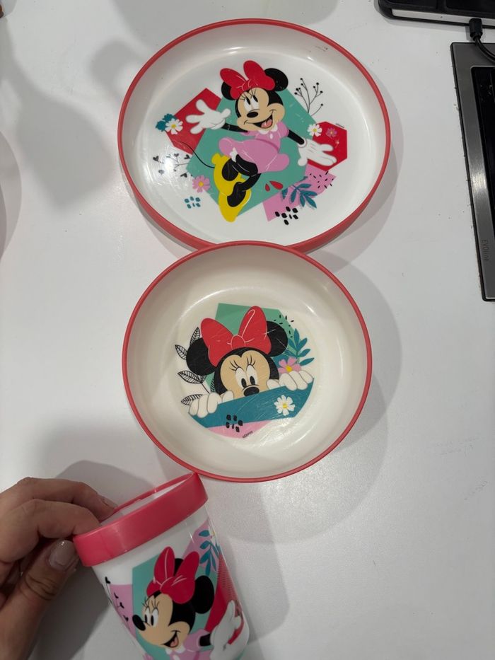 Lot assiette bol et gobelet