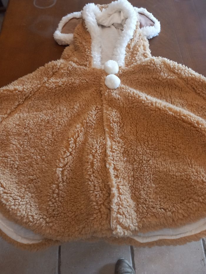 Cape avec capuche mixte - photo numéro 2