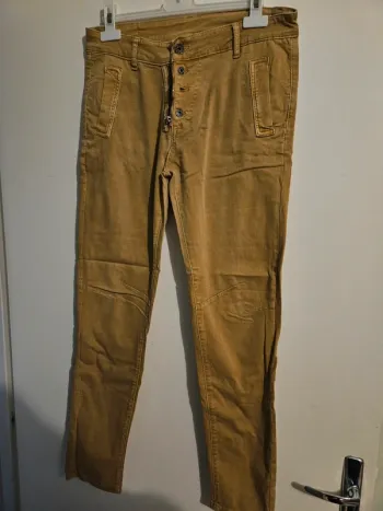 Pantalon moutarde