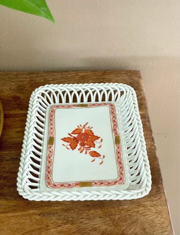 Plat en porcelaine HEREND