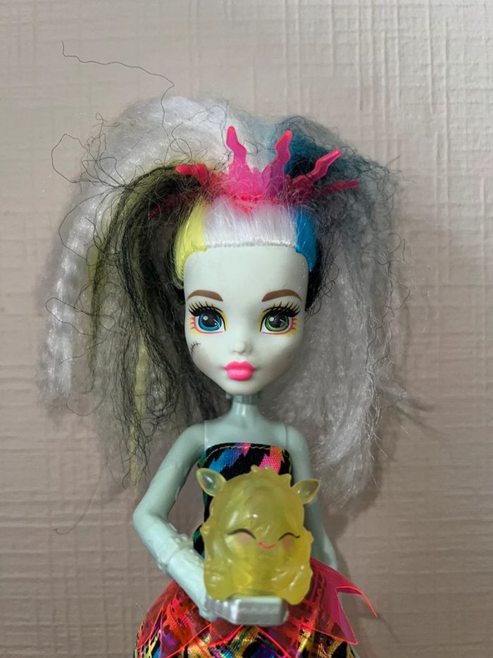 Poupée monster high frankie stein electrified mattel - photo numéro 4