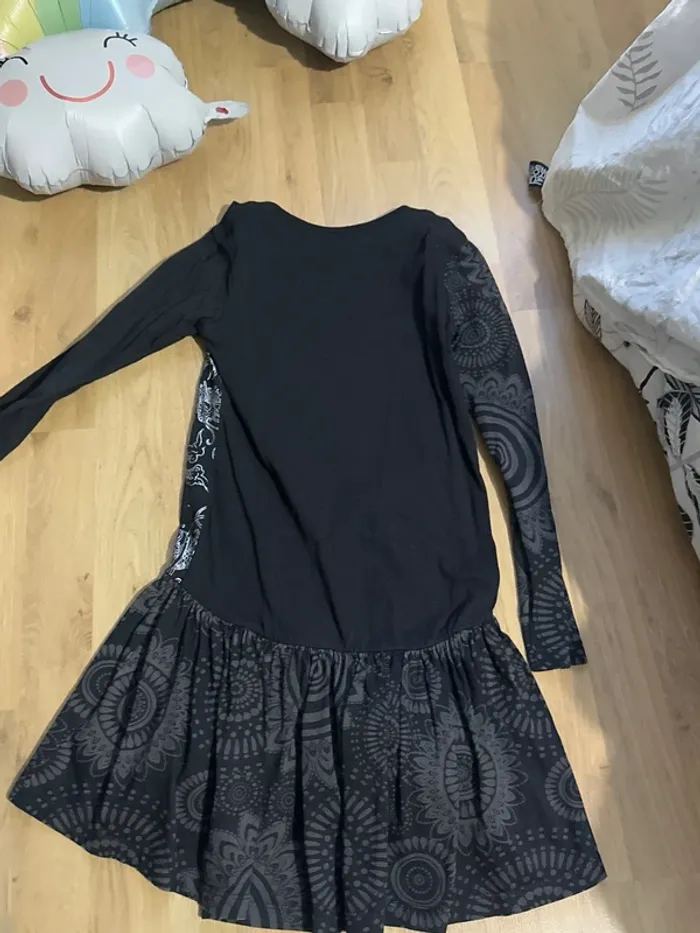 Robe noire desigual - photo numéro 6