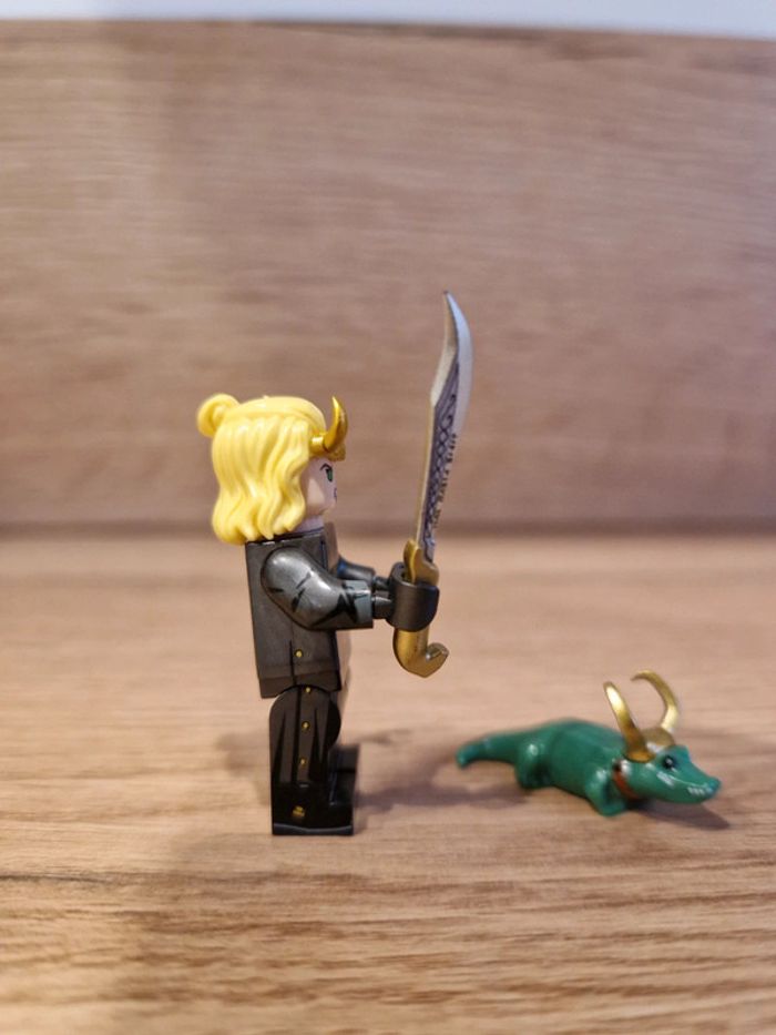 Figurine type lego Sylvie Loki Thor Marvel - photo numéro 4