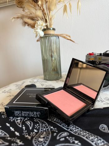 Fard à joue 1944 Paris