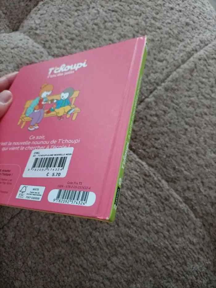 Livre T'choupi a une nouvelle nounou - photo numéro 3