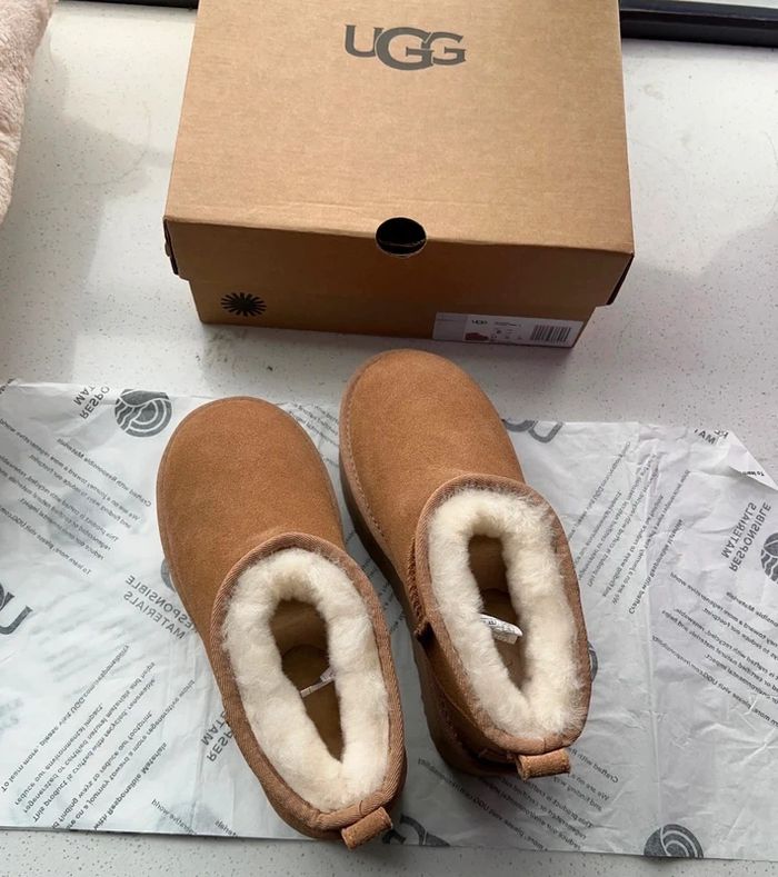 Bottes UGG Classic Ultra Mini Platform 37 - photo numéro 2