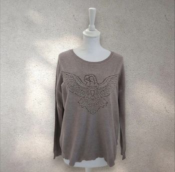 Pull beige motif aigle taille 44