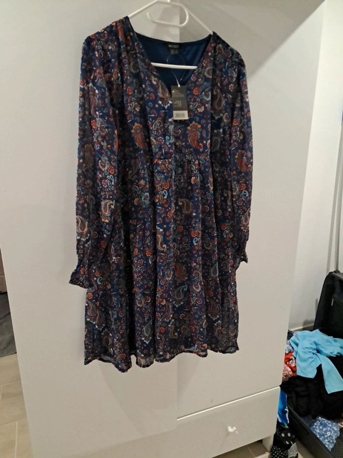 Robe esmara v