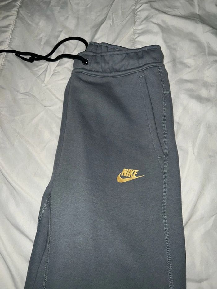 Jogging Nike Tech taille XS - photo numéro 10