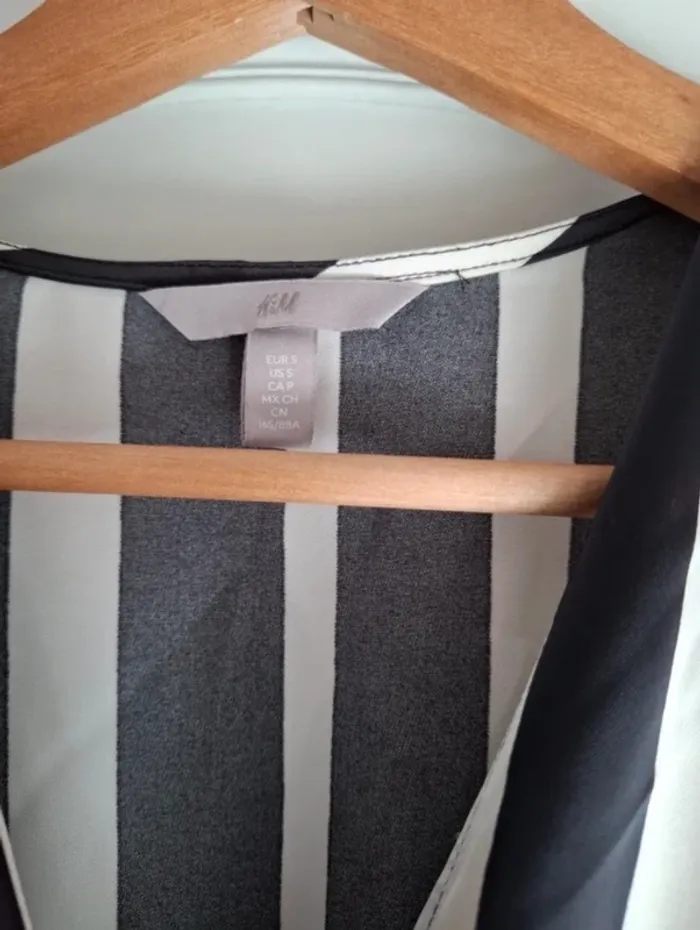 Robe courte à rayures - photo numéro 3
