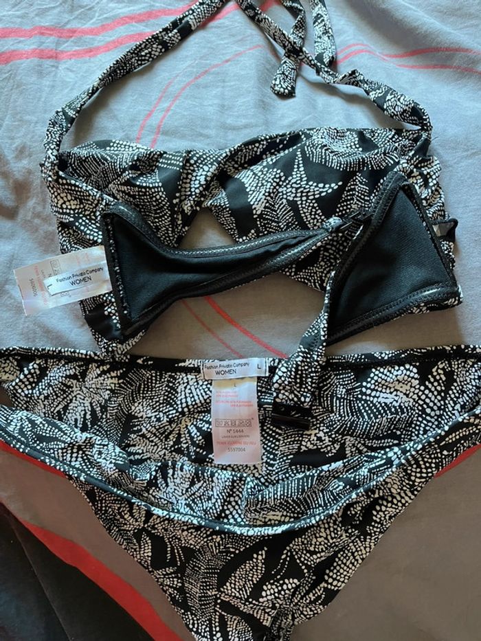 Maillot de bain 2 pièces - photo numéro 3