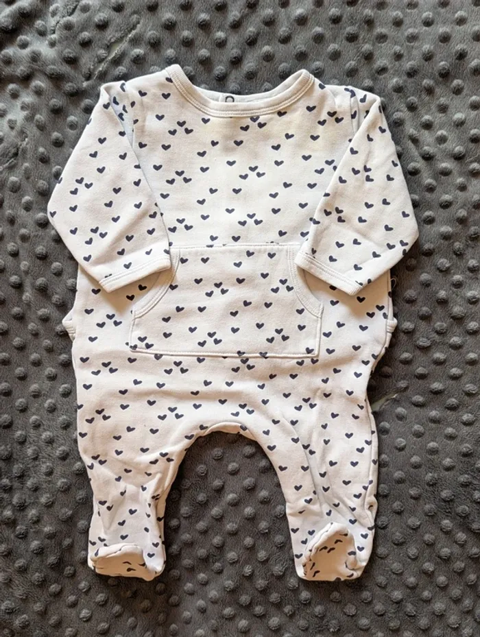Pyjama polaire Bout’chou – Taille 3 mois mixte 🤍💙 Blanc à petits cœurs  Douillet & stylé - photo numéro 6