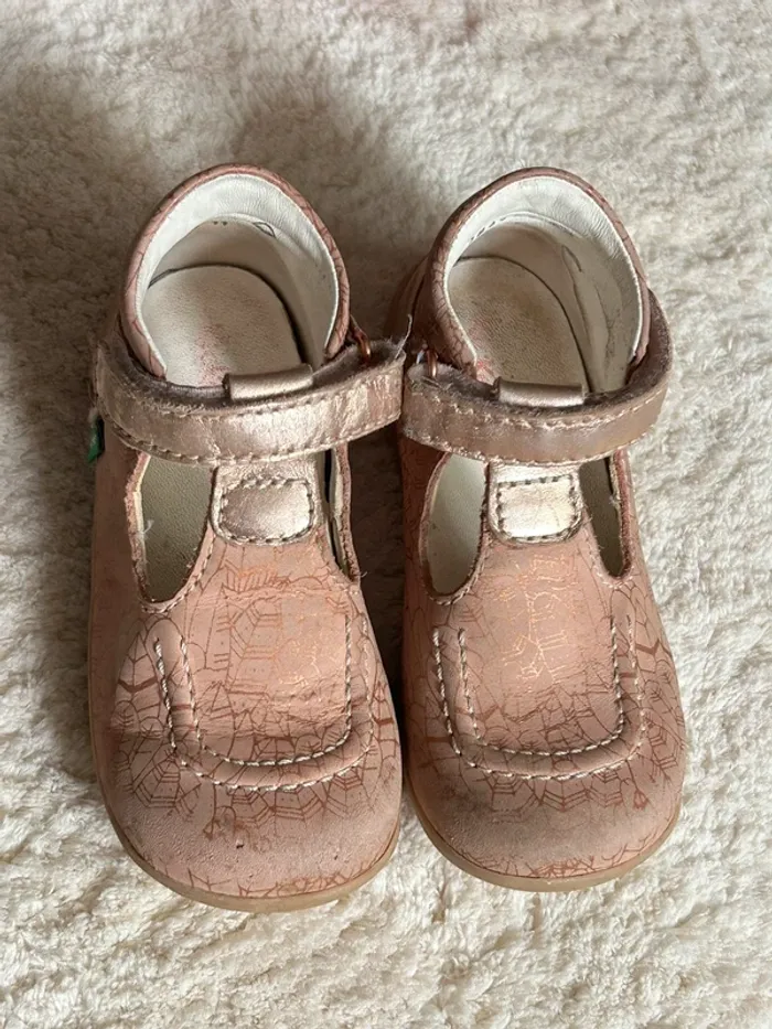 Chaussures Kickers fille 26 - photo numéro 3
