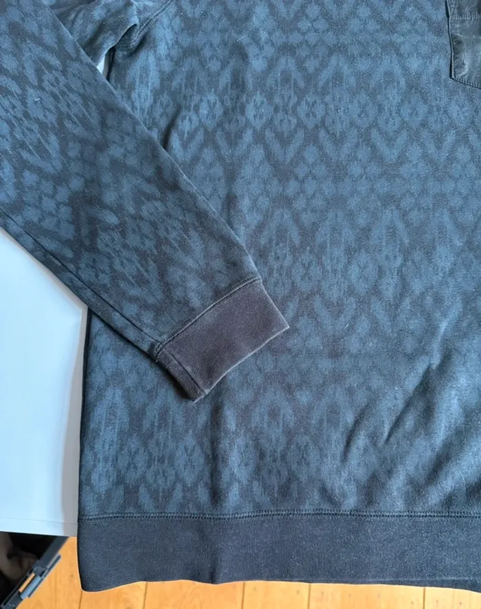 Sweat volcom vintage en bon état taille M noir et bleu marine - photo numéro 2
