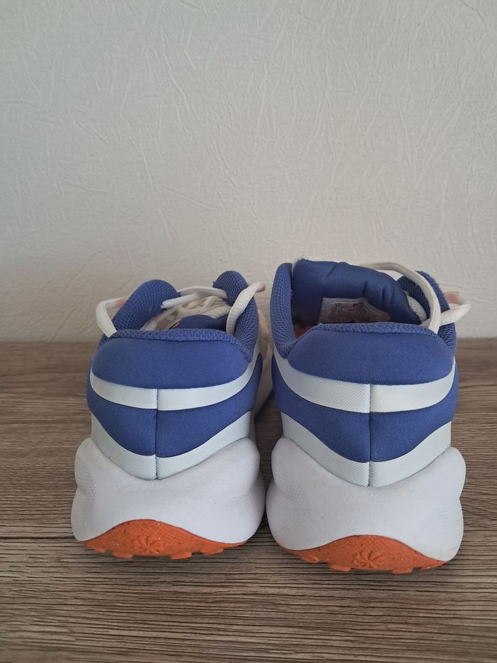 Nike revolution 7 GS - photo numéro 3