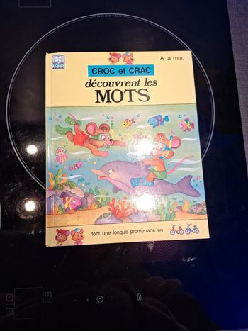 Livre croc et crac découvre les mots à la mer