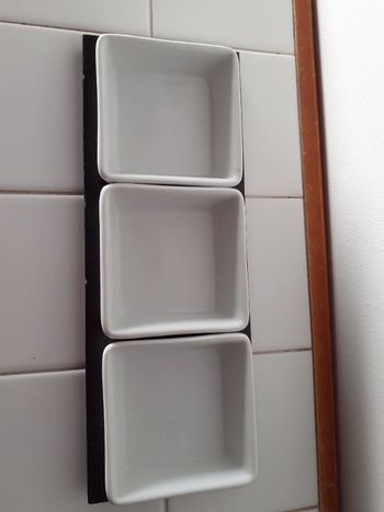 Lot de 3 coupelles et support