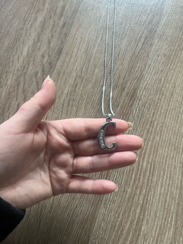 collier lettre C