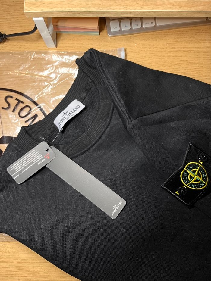 Pull chaud Stone Island