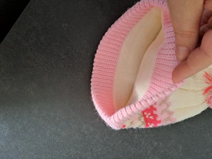 Bonnet fille pompon - photo numéro 2