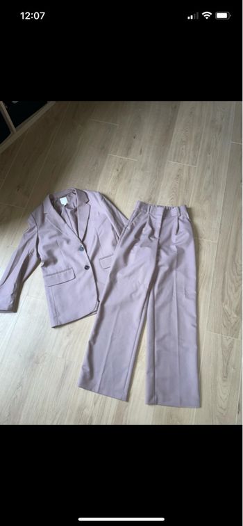 Ensemble tailleur neuf